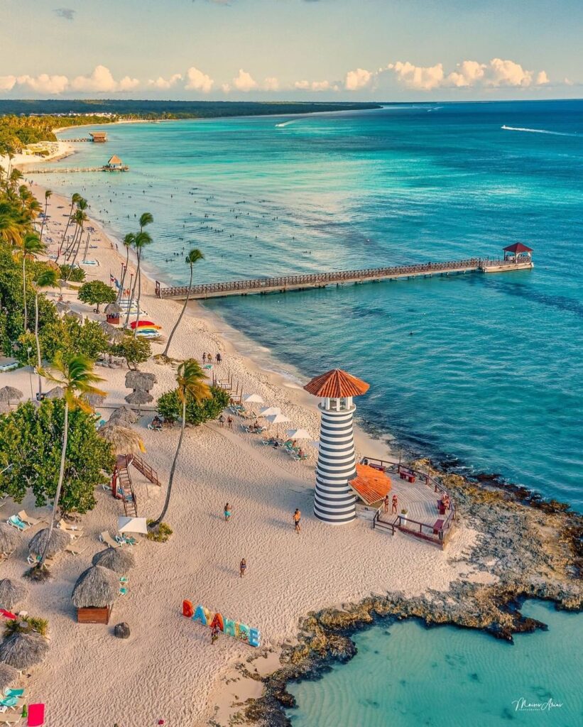 Fotos aéreas de Playa Dominicus en La Romana