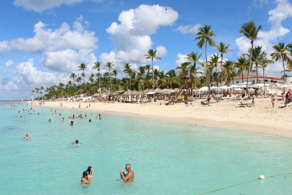 Vista de turísticas Playa Dominicus