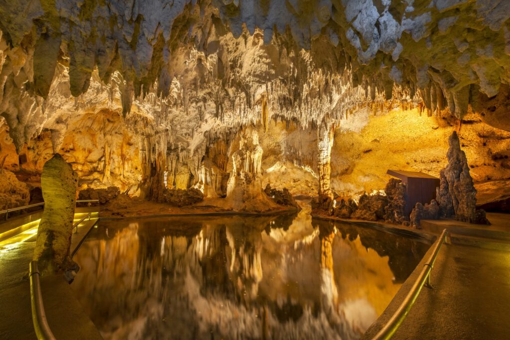 Cuevas de las Maravillas